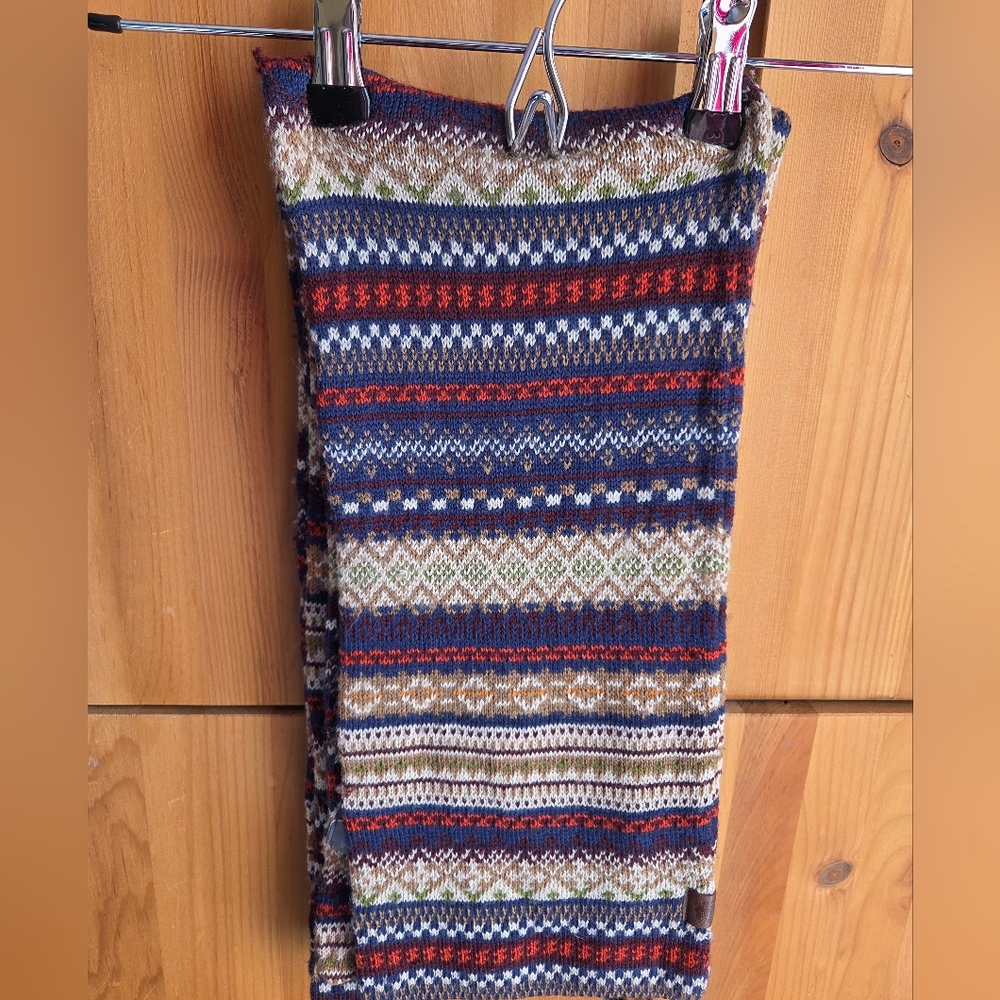 Roots Women's Wool Blend Blue & Beige Fair Isle Scarf